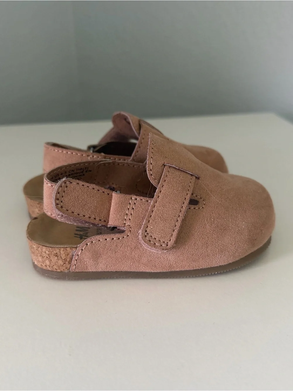 H&M Toddler Napped Sandals | Size 4-5